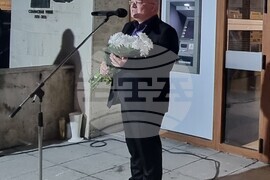 Шумен - барелеф на Станислав Ушев - откриване