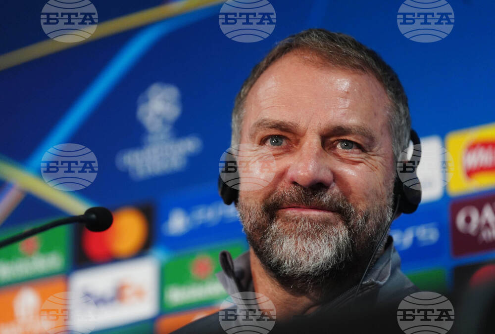 Педри се завръща в състава на Барселона, Араухо аут заради стомашен вирус