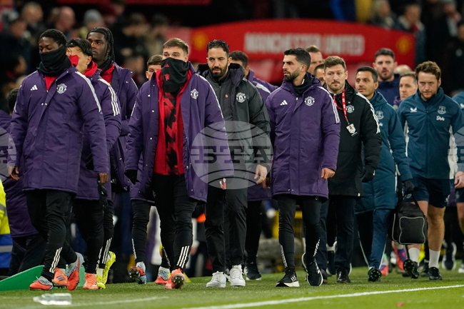 Загубата срещу Евертън е неприемлива за Манчестър Юнайтед, заяви анализаторът Гари Невил