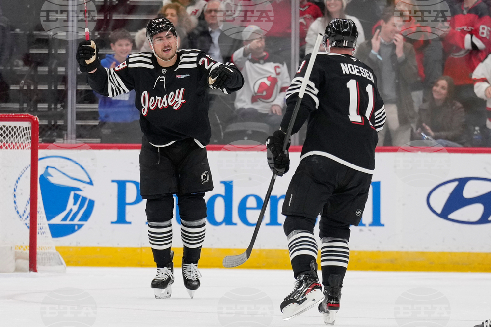 Red Wings Devils Hockey