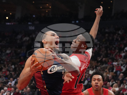 Cavaliers Raptors Basketball