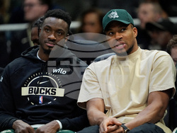 Trail Blazers Bucks Basketball