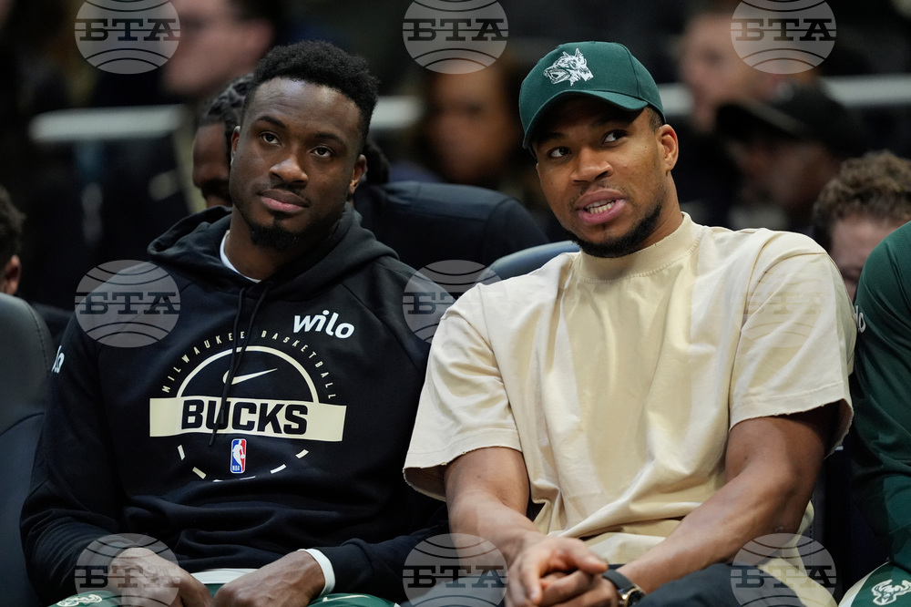 Trail Blazers Bucks Basketball