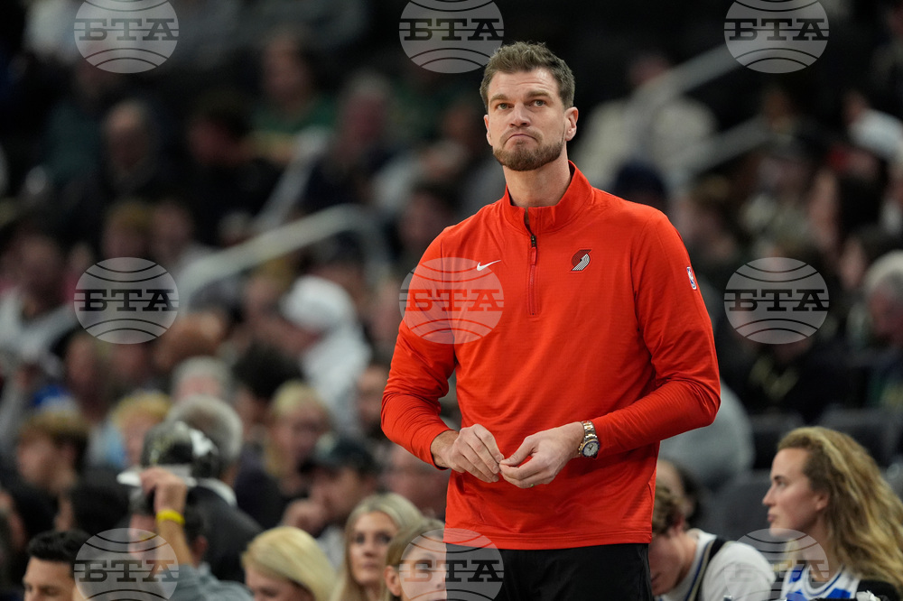 Trail Blazers Bucks Basketball