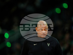 Trail Blazers Bucks Basketball