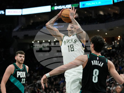 Trail Blazers Bucks Basketball