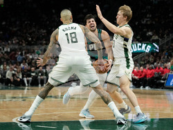 Trail Blazers Bucks Basketball