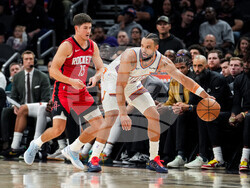 Rockets Suns Basketball