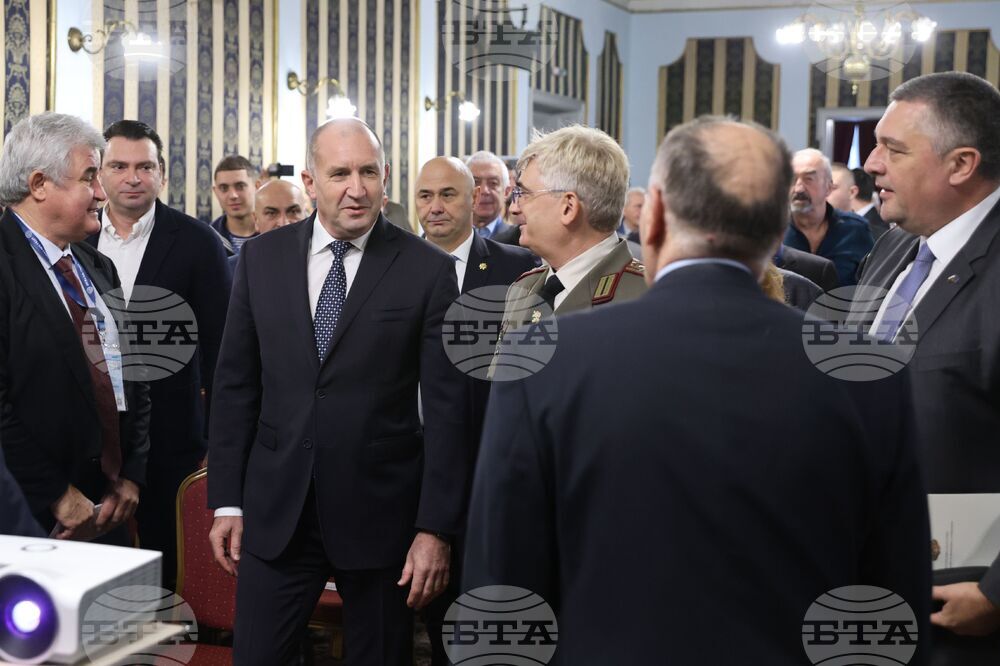 Proposed Budget Reveals Fear of Early Elections, President Radev Says