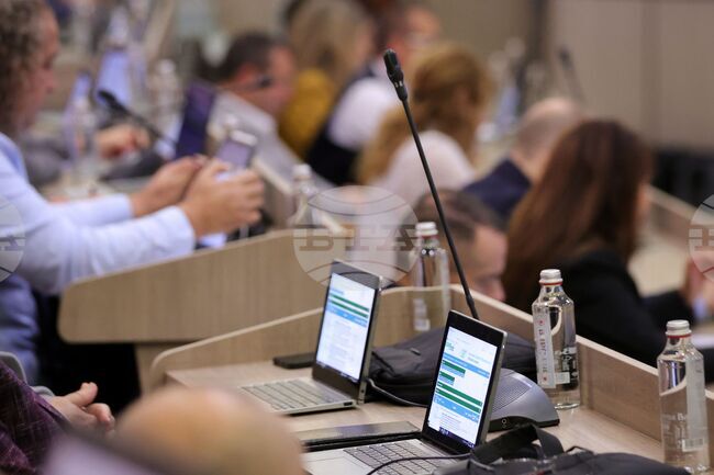 Общинските съветници от "Средна европейска класа" в Бургас настояват за преразглеждане на цените на редица общински услуги