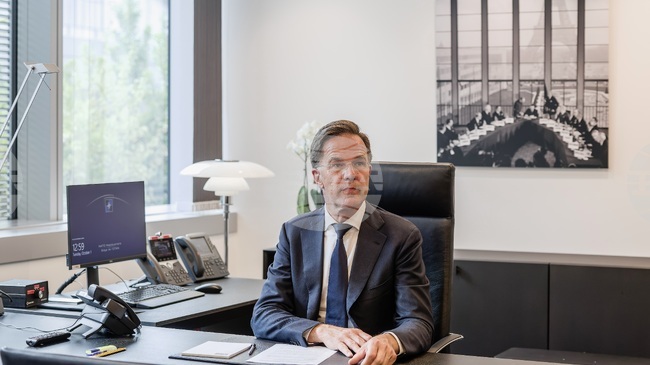 Генералният секретар на НАТО ще участва в днешното заседание на "коалциията на желаещите" за Украйна