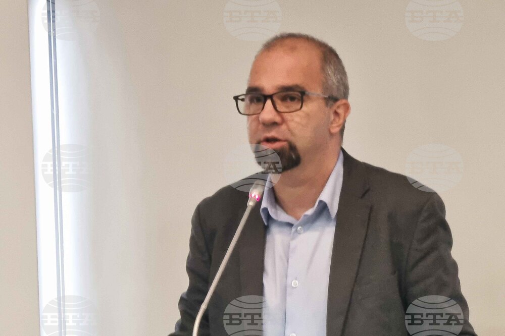 Повече от половината българи подкрепят ръста на минималната заплата, сочи проучване на агенция „Мяра“ и КНСБ