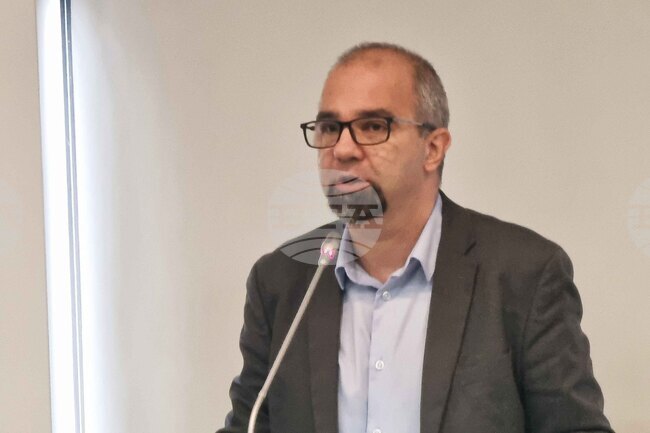 Повече от половината българи подкрепят ръста на минималната заплата, сочи проучване на агенция „Мяра“ и КНСБ