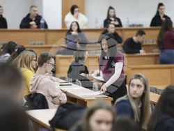 Благоевград - междуучилищна надпревара - филология