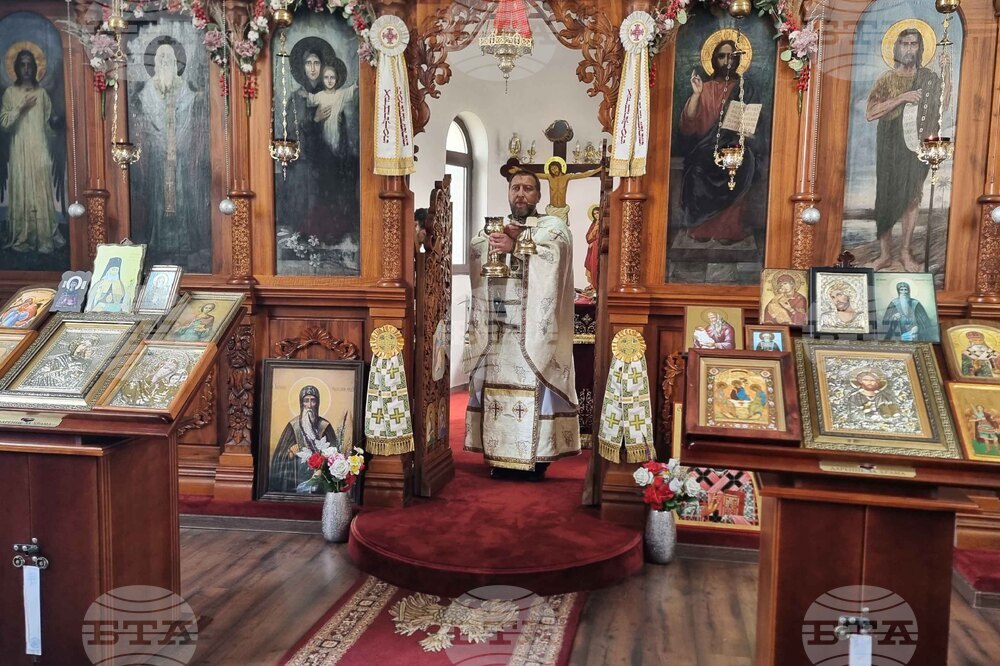 Добрич - храм „Св. Климент Охридски" - празник