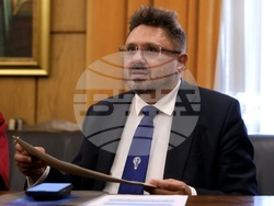 Софийски университет „Св. Климент Охридски” - БТА - шрифт ЛИК