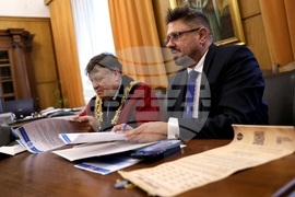 Софийски университет „Св. Климент Охридски” - БТА - шрифт ЛИК