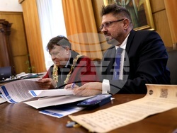 Софийски университет „Св. Климент Охридски” - БТА - шрифт ЛИК