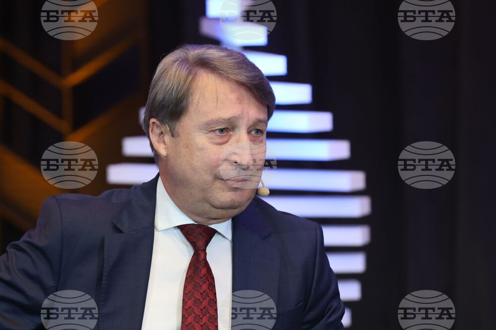 „Еврозоната: Уравнения и решения 2025", организиран от Bulgaria ON AIR и Bloomberg TV Bulgaria се провежда в хотел „Хилтън” - форум