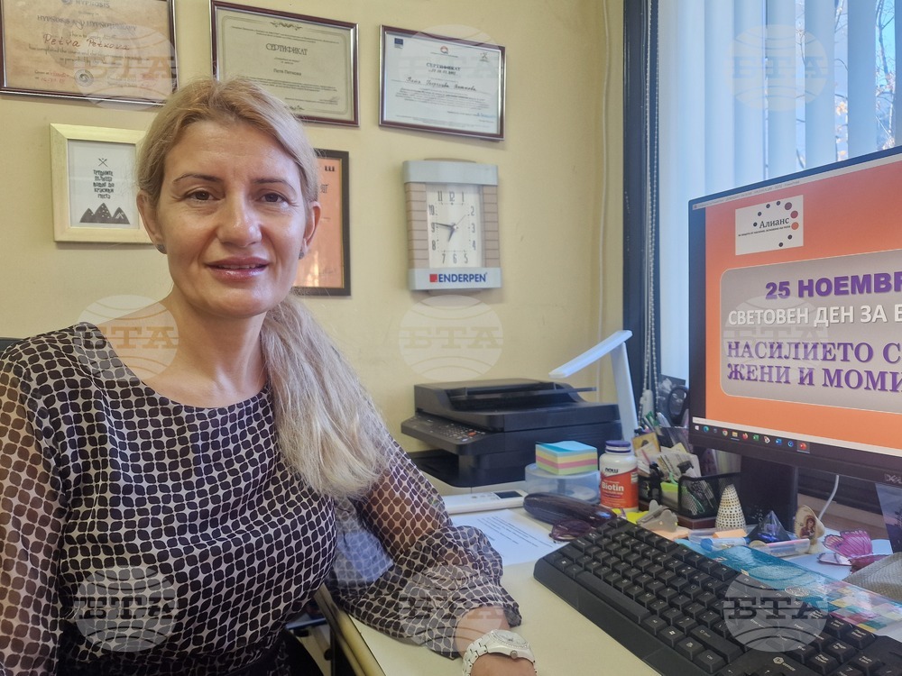 Насилието над жени и момичета вече е застрашаващо опасно не само в реалния, но и в дигиталния свят, каза юристът Антония Филева 