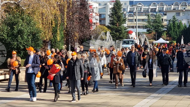 С шествие и дискусия в Ямбол отбелязват Международния ден за елиминиране на насилието срещу жените 