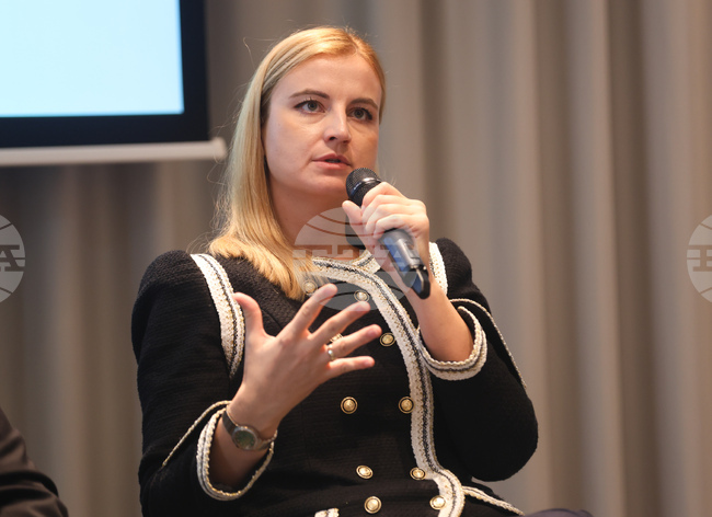 Финансирането на обществените медии е ключов и много болезнен въпрос за България, каза председателят на СЕМ Симона Велева