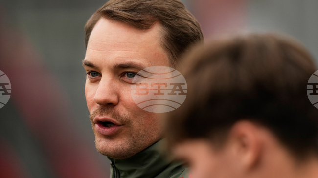 Ръководството на Байерн Мюнхен не бърза с решението за бъдещето на Мануел Нойер