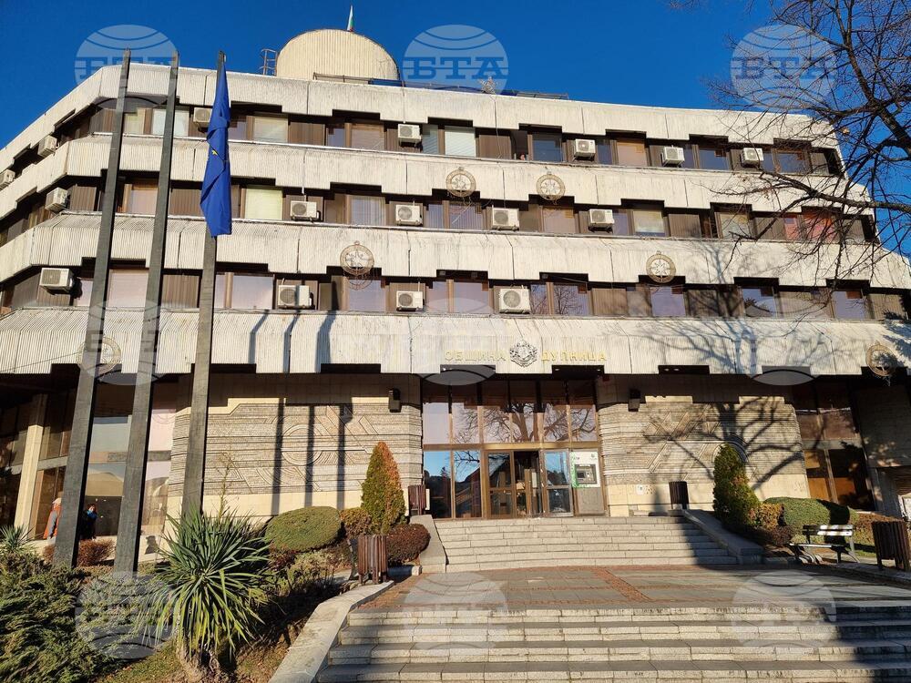 Съветниците в Дупница ще търсят помощ от държавата за общинския театър и музея в града