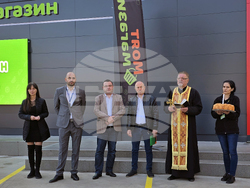 Свищов - супермаркет - откриване