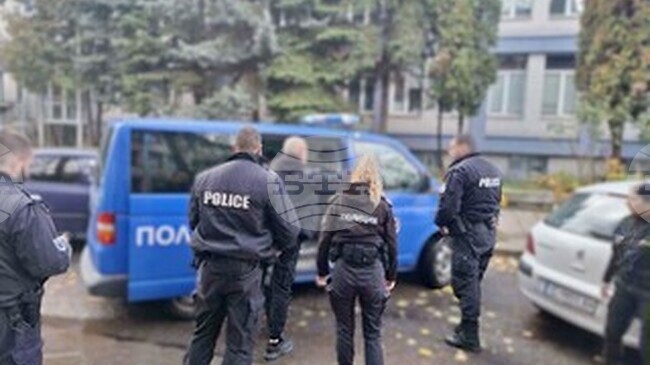 Illegal Migrants from Syria, Iraq, Iran Found in Sofia, Ten Members of Organized Crime Group Arrested