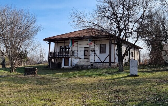 Сградата на музея „Христо Ботев - Попово ханче“ в козлодуйското село Бутан бе предоставена за стопанисване на местното читалище 