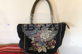 Село Неговановци - читалище - стари семейни истории