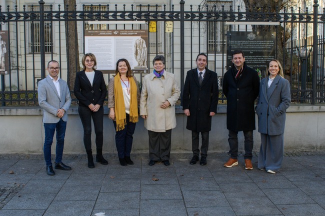 Мобилната изложба „Хераклея Синтика. Тайни и загадки – пътуване във времето“ бе открита в Българския културен институт във Варшава