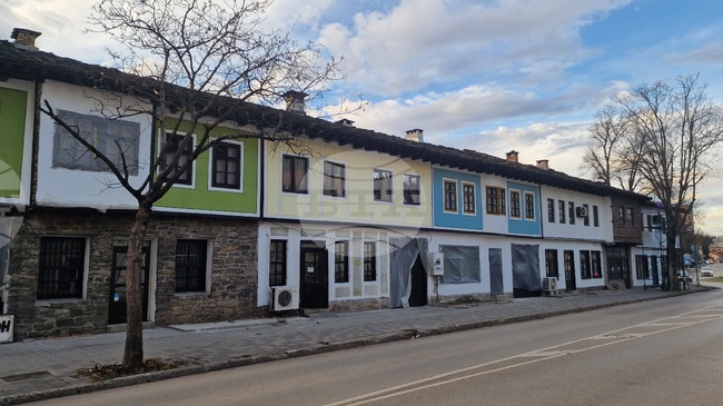 Община Троян обновява архитектурно-исторически комплекс от стари къщи в северната част на града