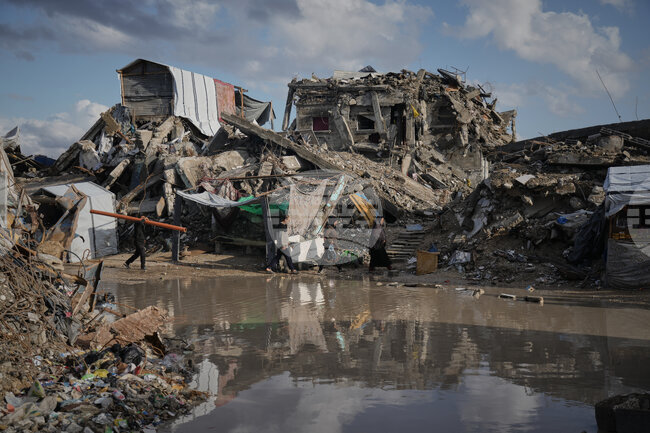 Турция, Египет и Катар обсъдиха преминаването към втория етап от споразумението за прекратяване на огъня в Газа 
