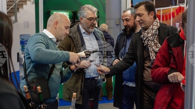 МИНА: Черногорски винопроизводители участват в Международния панаир на виното в Белград