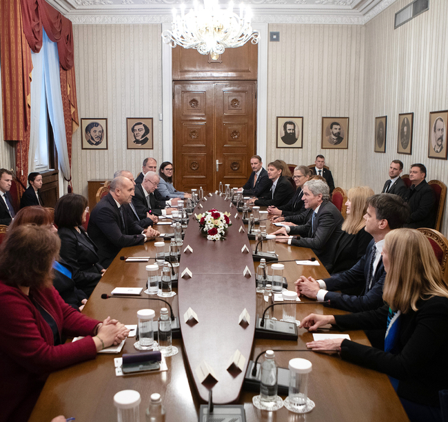 Head of State Meets with President of Germany’s Federal Constitutional Court