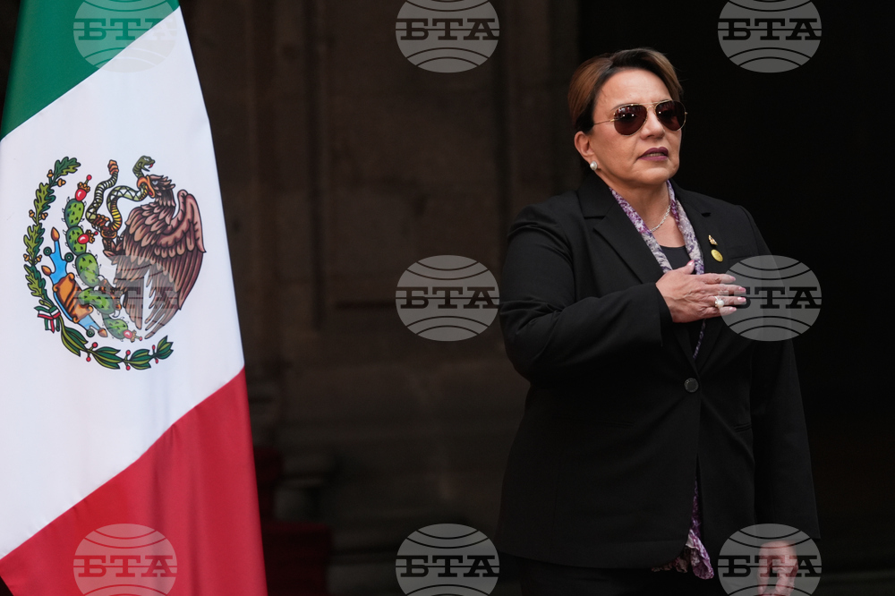 Президентката на Хондурас заяви, че в страната се извършва "електорален преврат"