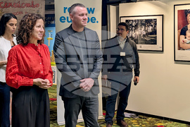 Страсбург - изложба - Христо Петров