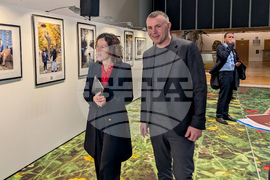 Страсбург - изложба - Христо Петров