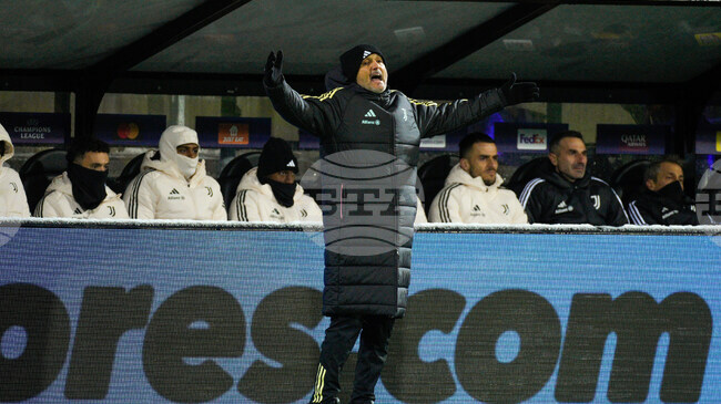 Спалети: "Ако не контролираш топката срещу Наполи, ставаш пътник"