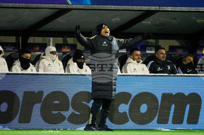 Спалети: "Ако не контролираш топката срещу Наполи, ставаш пътник"