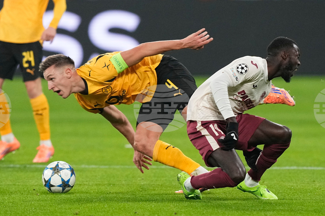 Спортният сиректор на Борусия Дортмунд Себастиан Кел отрече да има лоши отношения със защитника на тима Нико Шлотербек