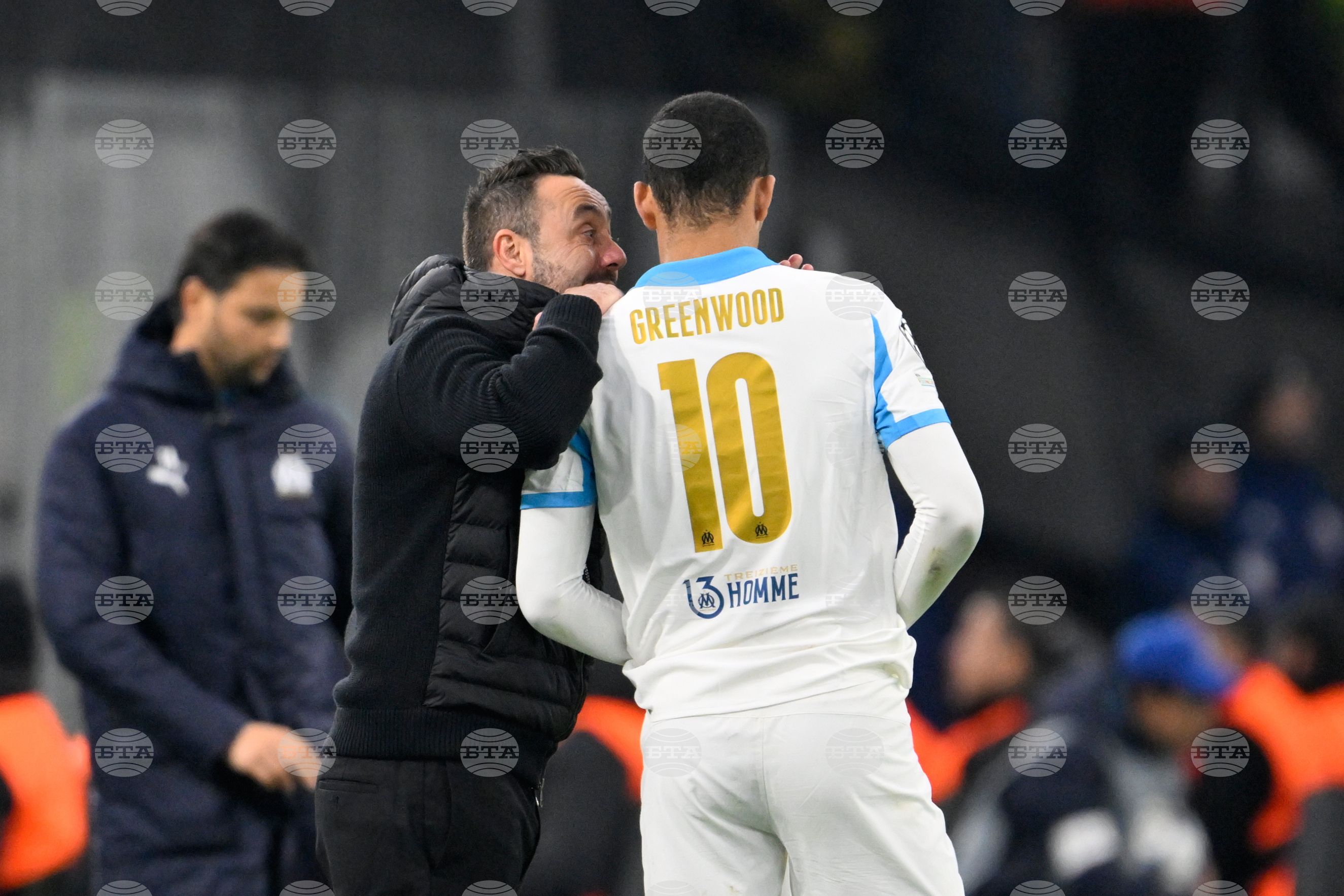 Олимпик Марсилия се стреми да излекува „ранена група“ след уволнението на Де Дзерби