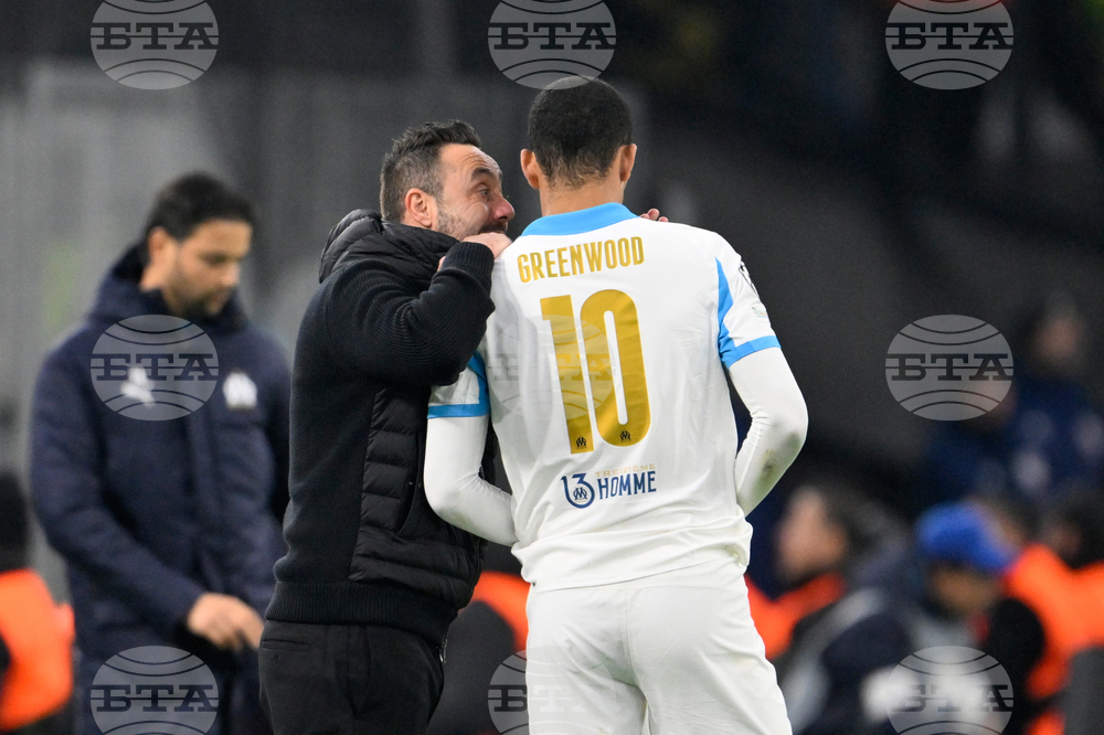 Олимпик Марсилия се стреми да излекува „ранена група“ след уволнението на Де Дзерби