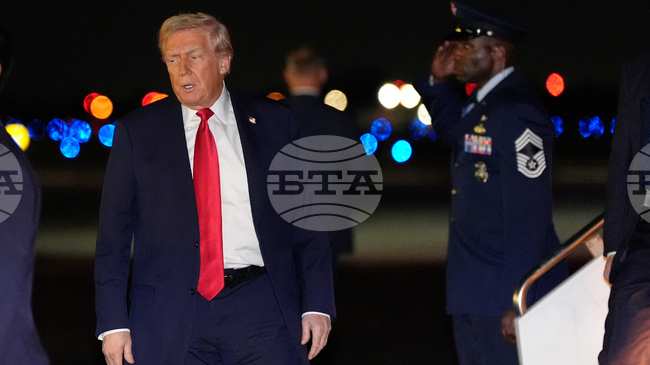 Тръмп настоя Япония да не ескалира повече спора с Китай