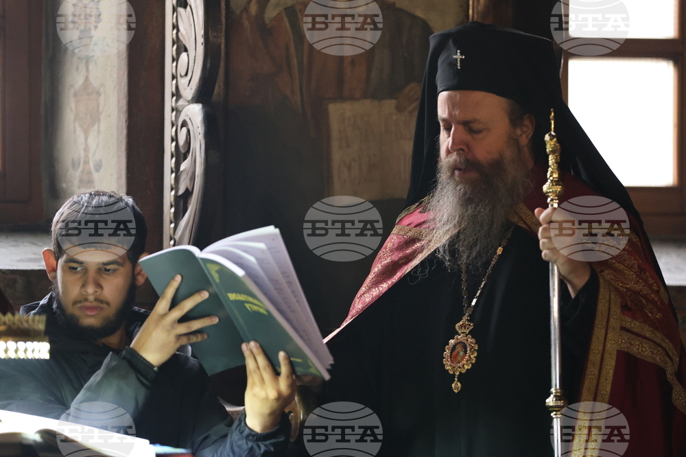 Симитли -  храм „Рождество Богородично“ - Празнична света литургия