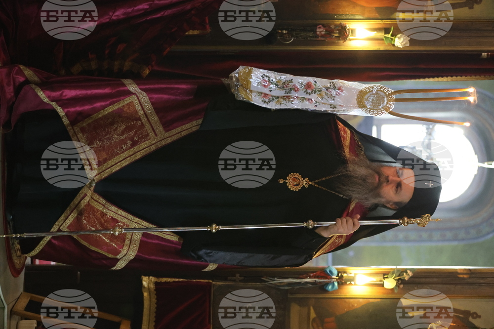 Симитли -  храм „Рождество Богородично“ - Празнична света литургия