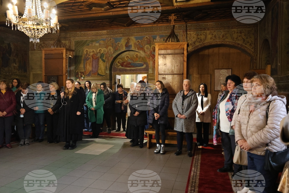 Симитли -  храм „Рождество Богородично“ - Празнична света литургия