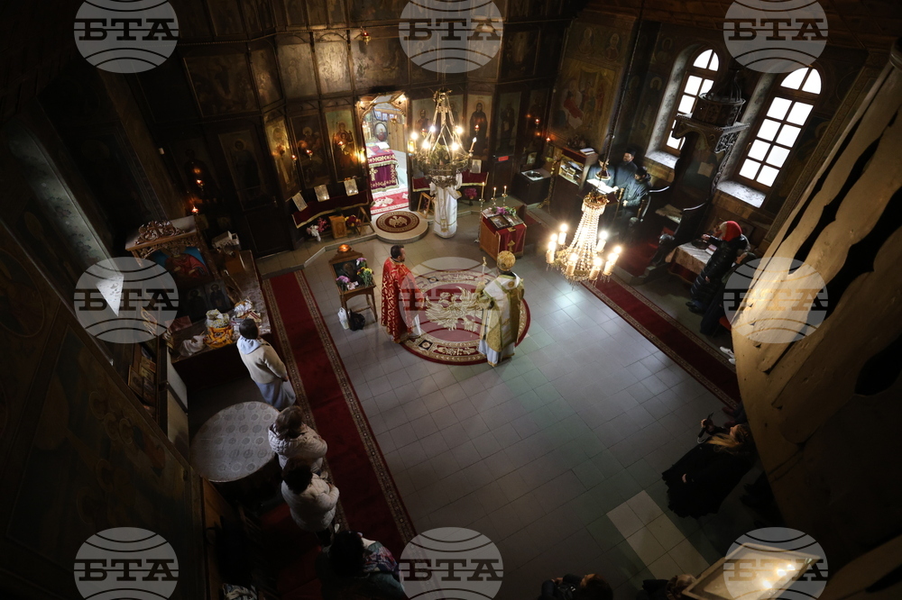 Симитли -  храм „Рождество Богородично“ - Празнична света литургия